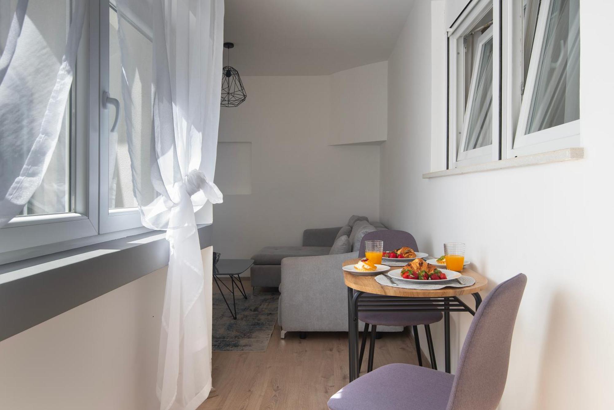 D&A City Center Apartments With Free Parking Pula Exterior photo
