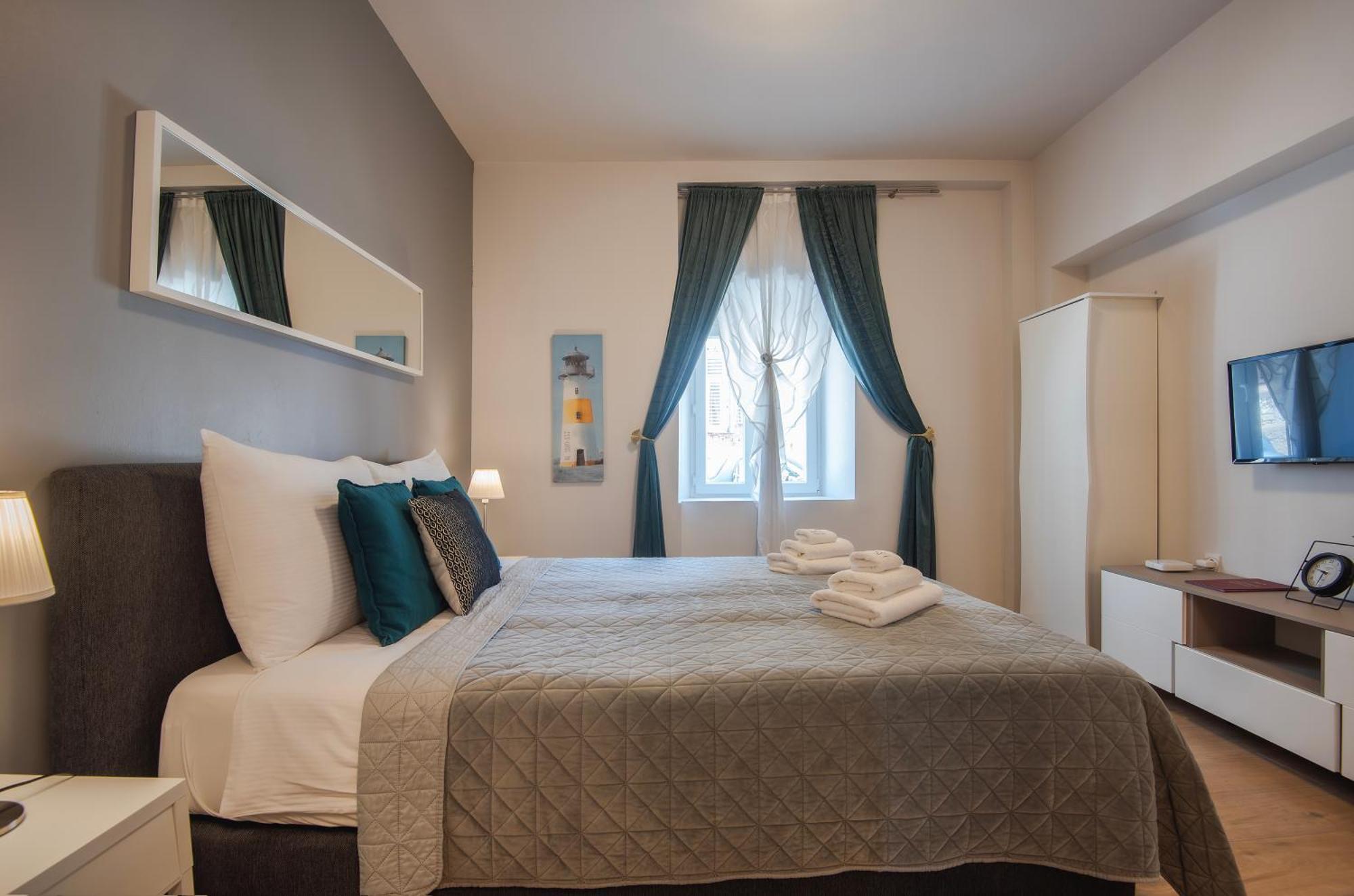 D&A City Center Apartments With Free Parking Pula Exterior photo