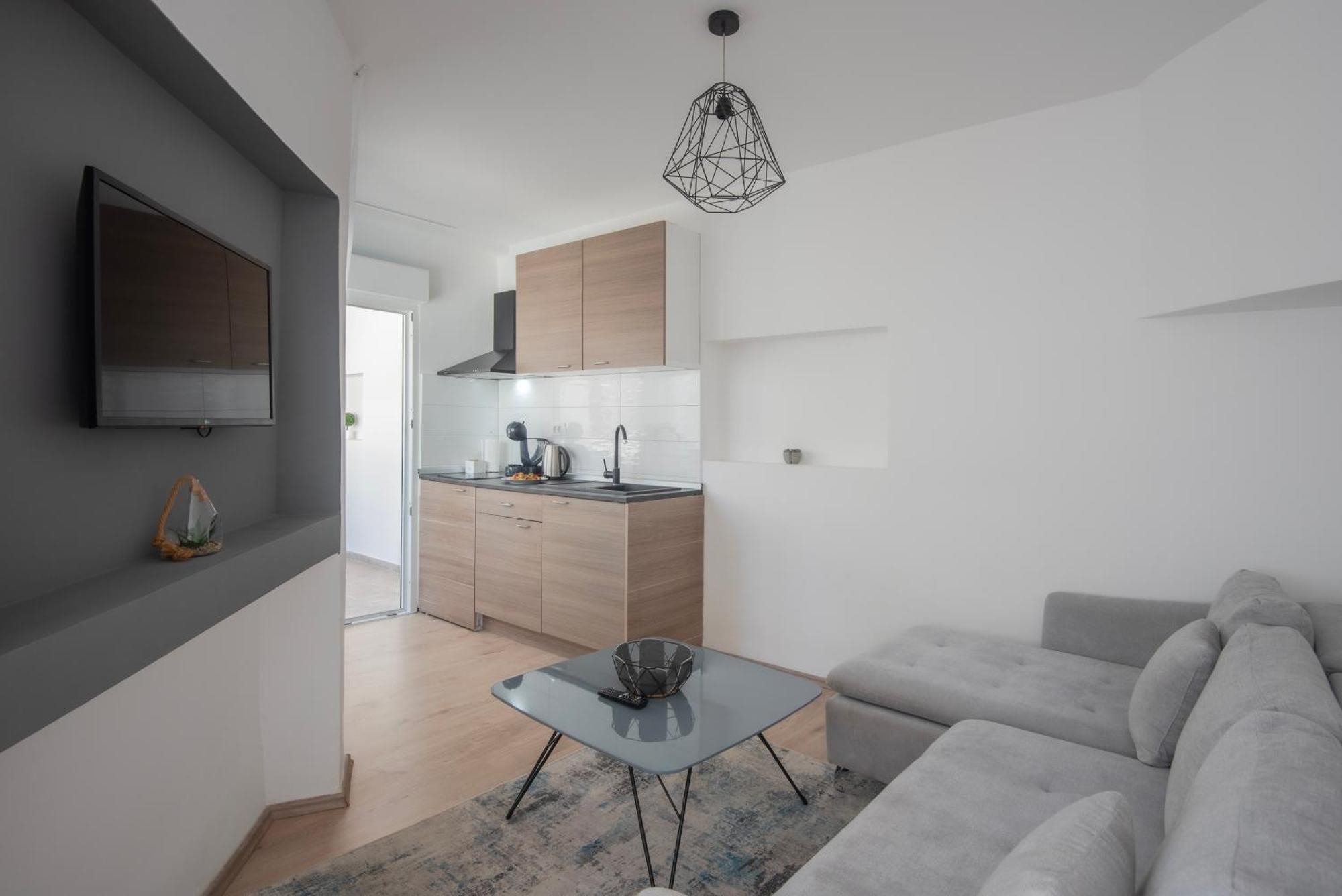 D&A City Center Apartments With Free Parking Pula Exterior photo