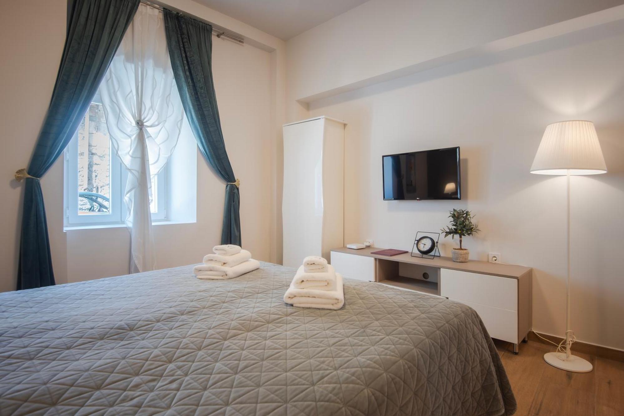D&A City Center Apartments With Free Parking Pula Exterior photo