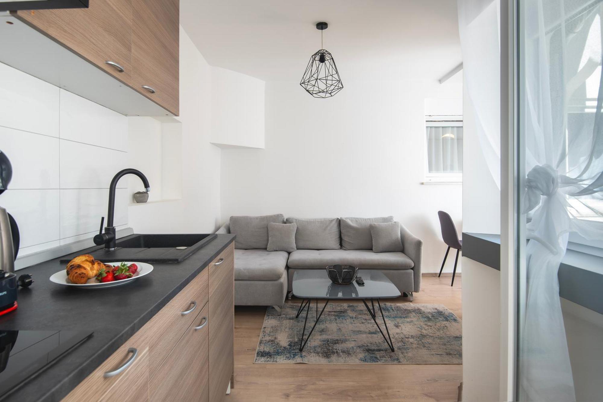 D&A City Center Apartments With Free Parking Pula Exterior photo