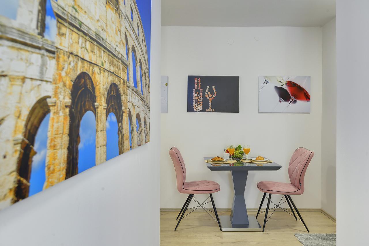 D&A City Center Apartments With Free Parking Pula Exterior photo