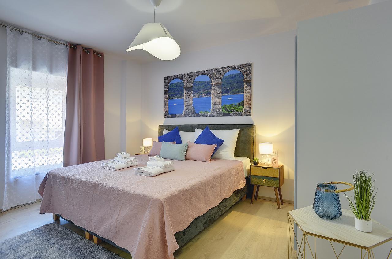 D&A City Center Apartments With Free Parking Pula Exterior photo