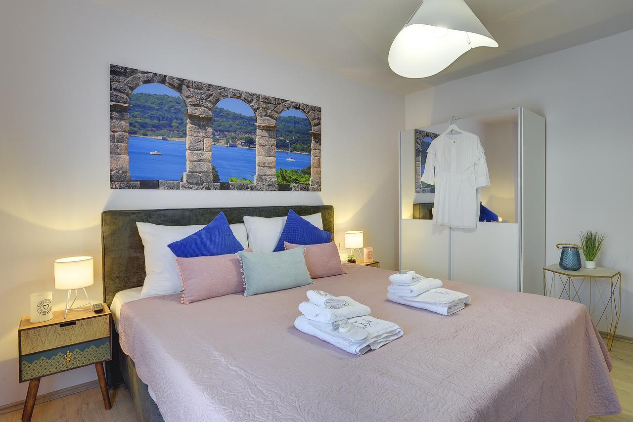 D&A City Center Apartments With Free Parking Pula Exterior photo