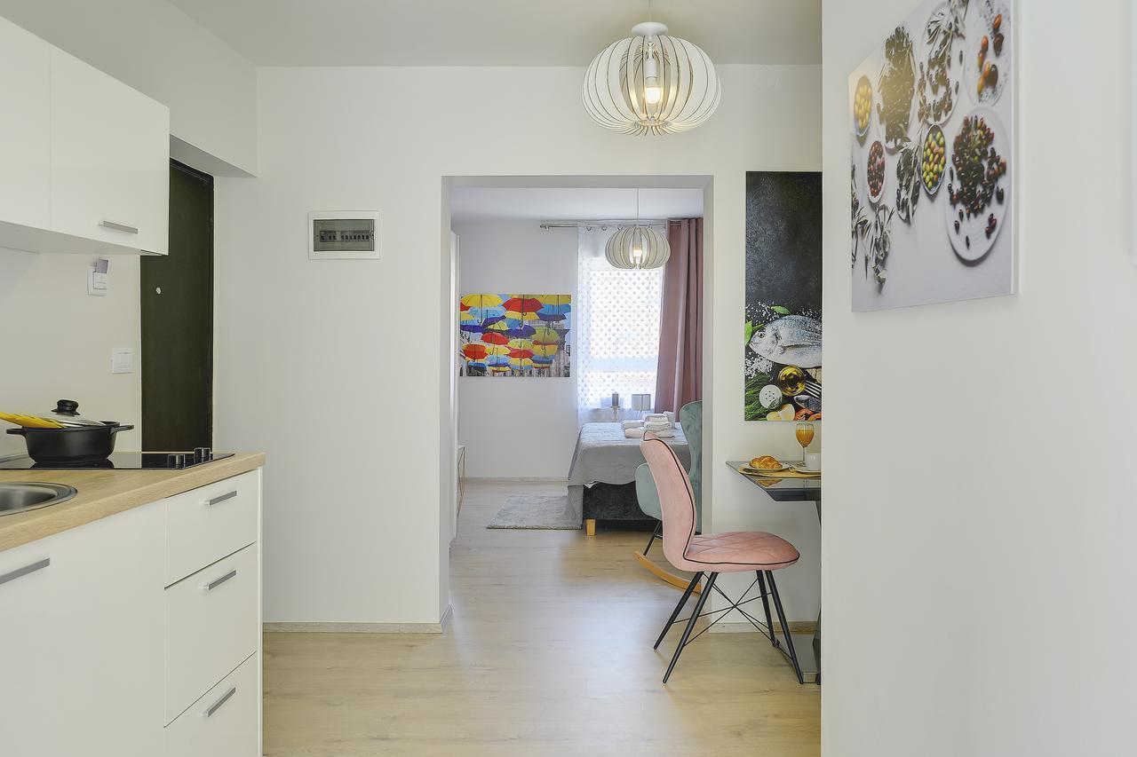 D&A City Center Apartments With Free Parking Pula Exterior photo