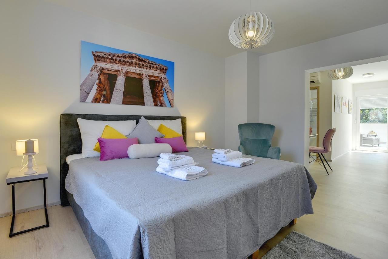 D&A City Center Apartments With Free Parking Pula Exterior photo